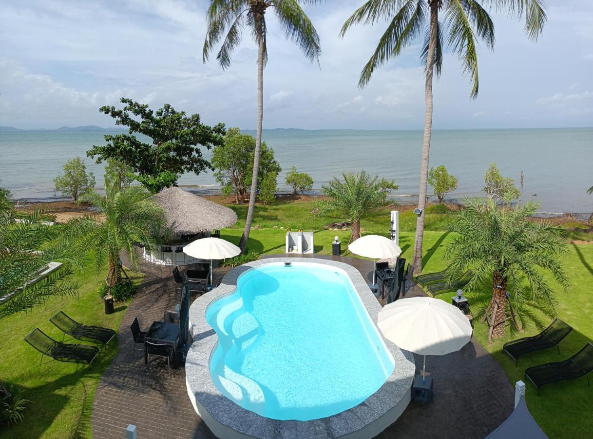 Ganze Villa Beachfront-Pool-Villa-Apartment Ко-Чанг Екстер'єр фото