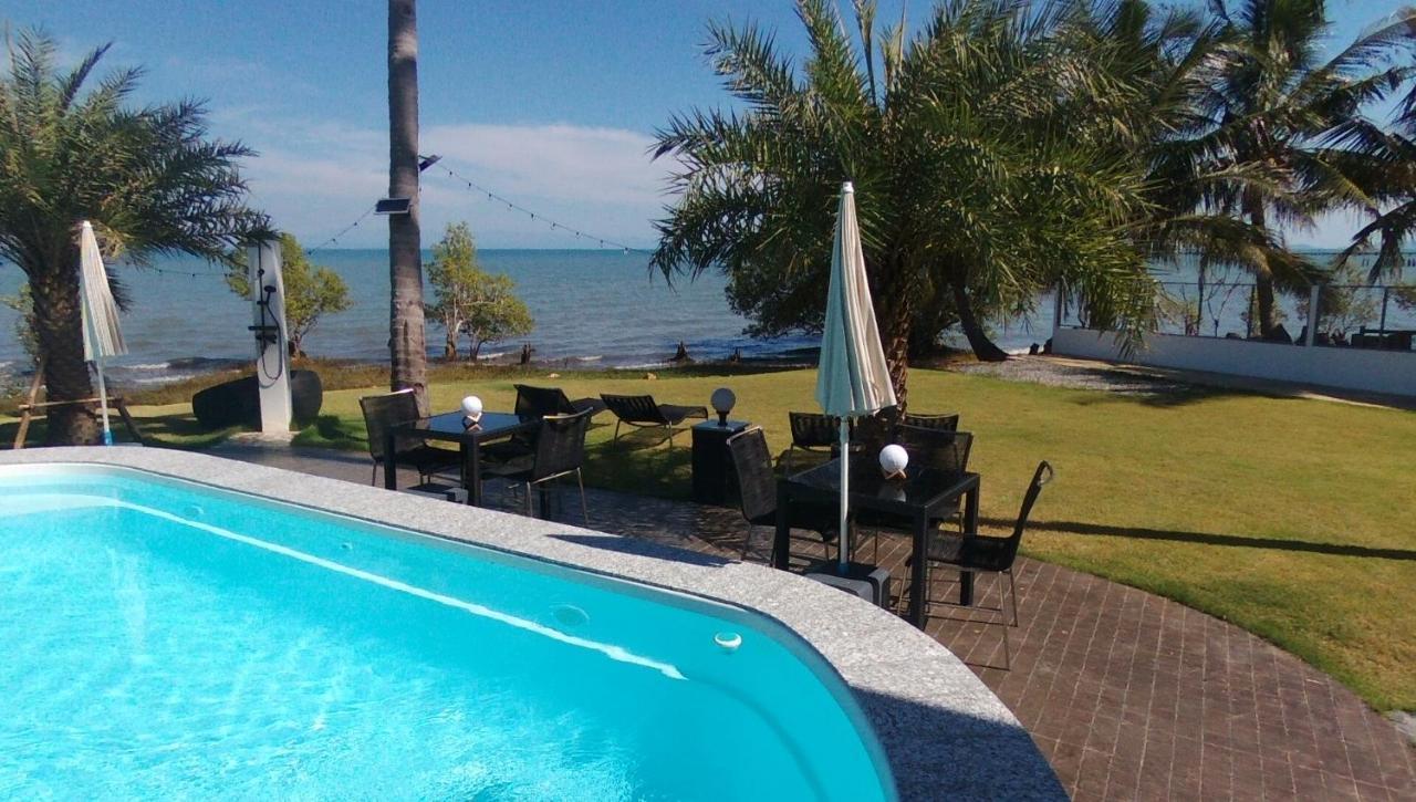 Ganze Villa Beachfront-Pool-Villa-Apartment Ко-Чанг Екстер'єр фото