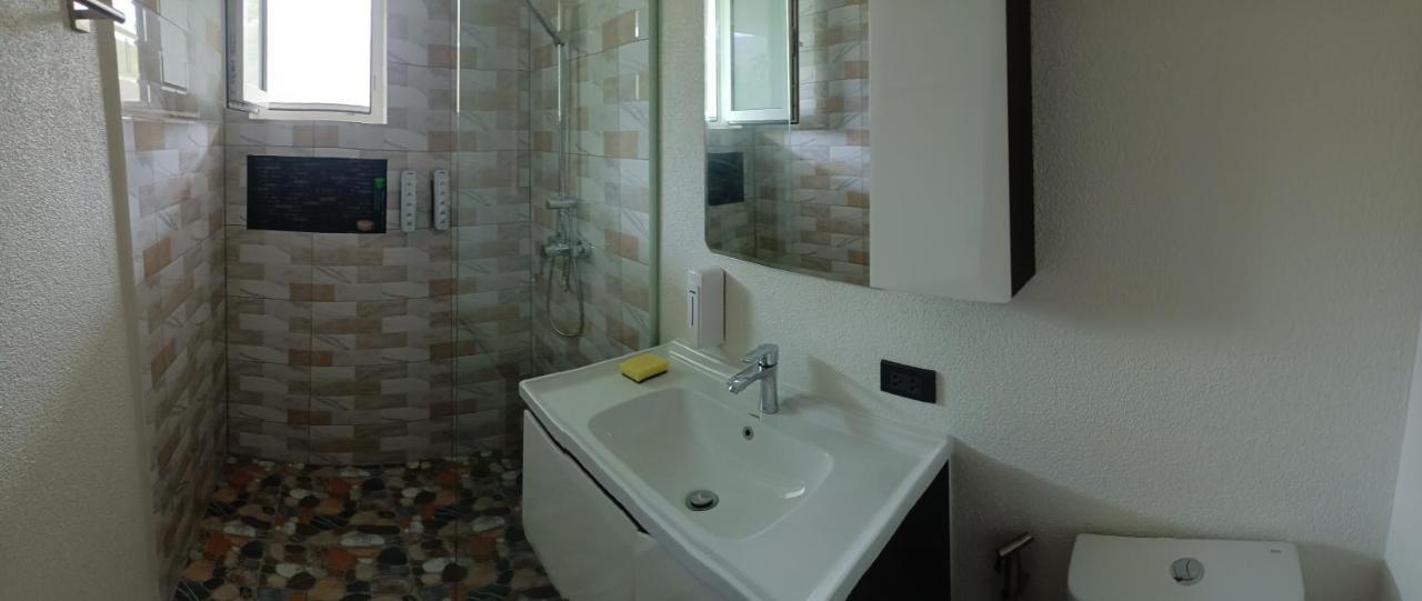 Ganze Villa Beachfront-Pool-Villa-Apartment Ко-Чанг Екстер'єр фото